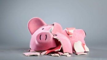 broken-piggy-bank-628x354